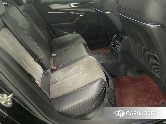 Audi A6L PHEV 2021 Черный из Китая, фото 3