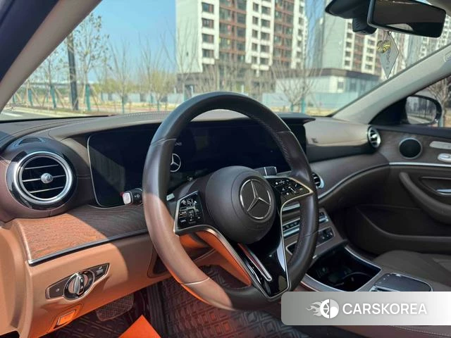 Mercedes-Benz E-class id 4209334 из Китая 3