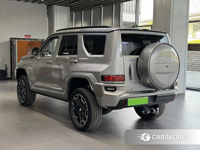 Tank 700 Hi4-T 2025 Серебристо-серый из Китая, фото 3