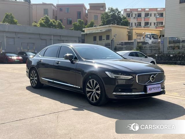 Volvo S90 2021 Темно-серый из Китая, фото 3