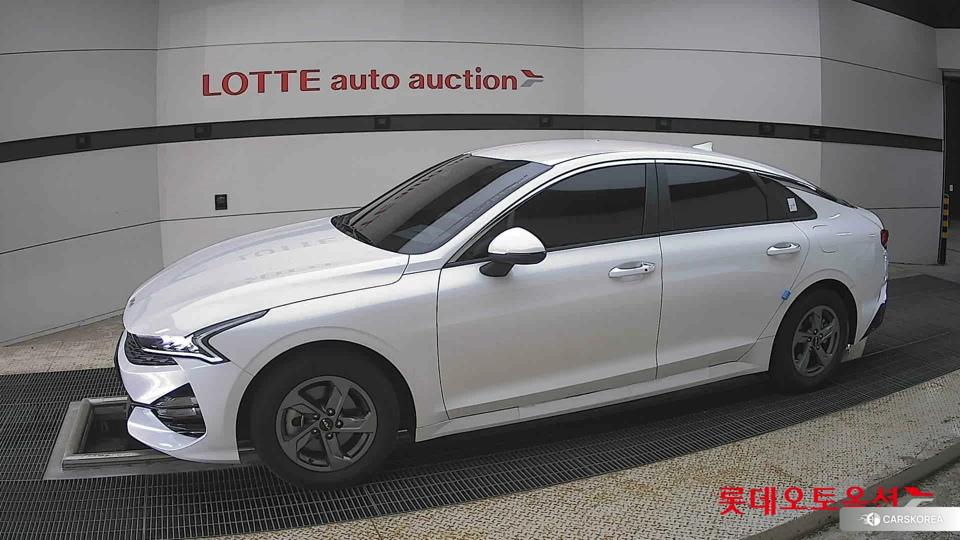 Kia K5 2022 Snow White Pearl (optional) из Кореи, фото 3