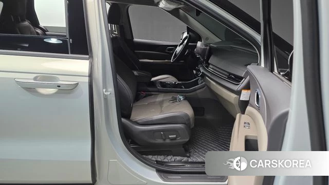 Kia The New Carnival 4th Generation 2024 Серебряный из Кореи, фото 3