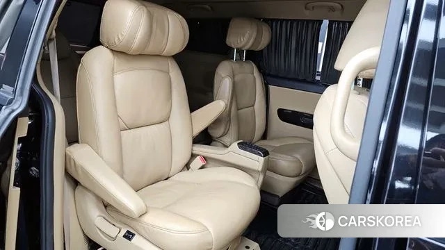 Kia The New Carnival 2018 Черный из Кореи, фото 3