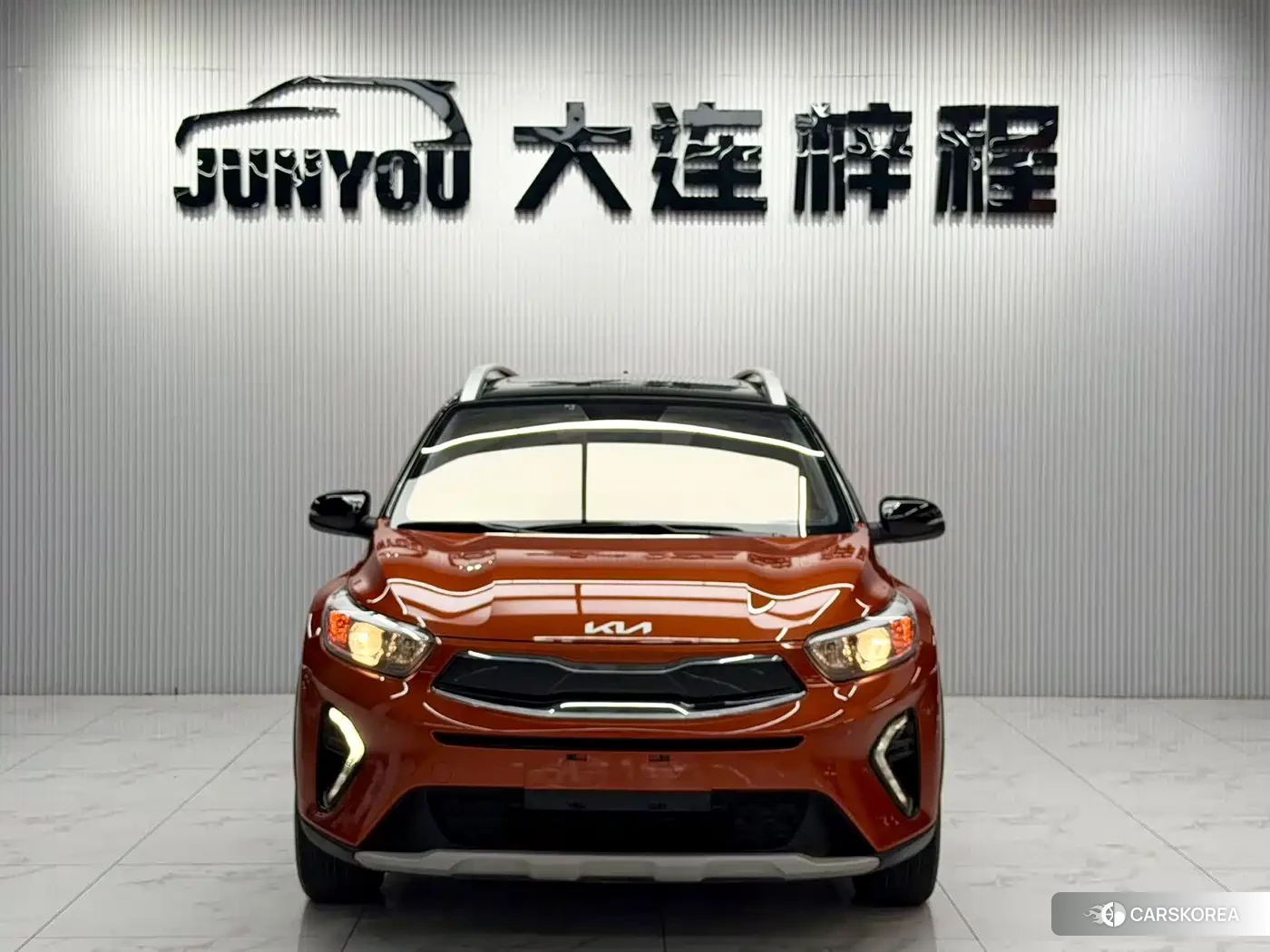 Kia KX1 2023 Yellow/orange из Китая, фото 3