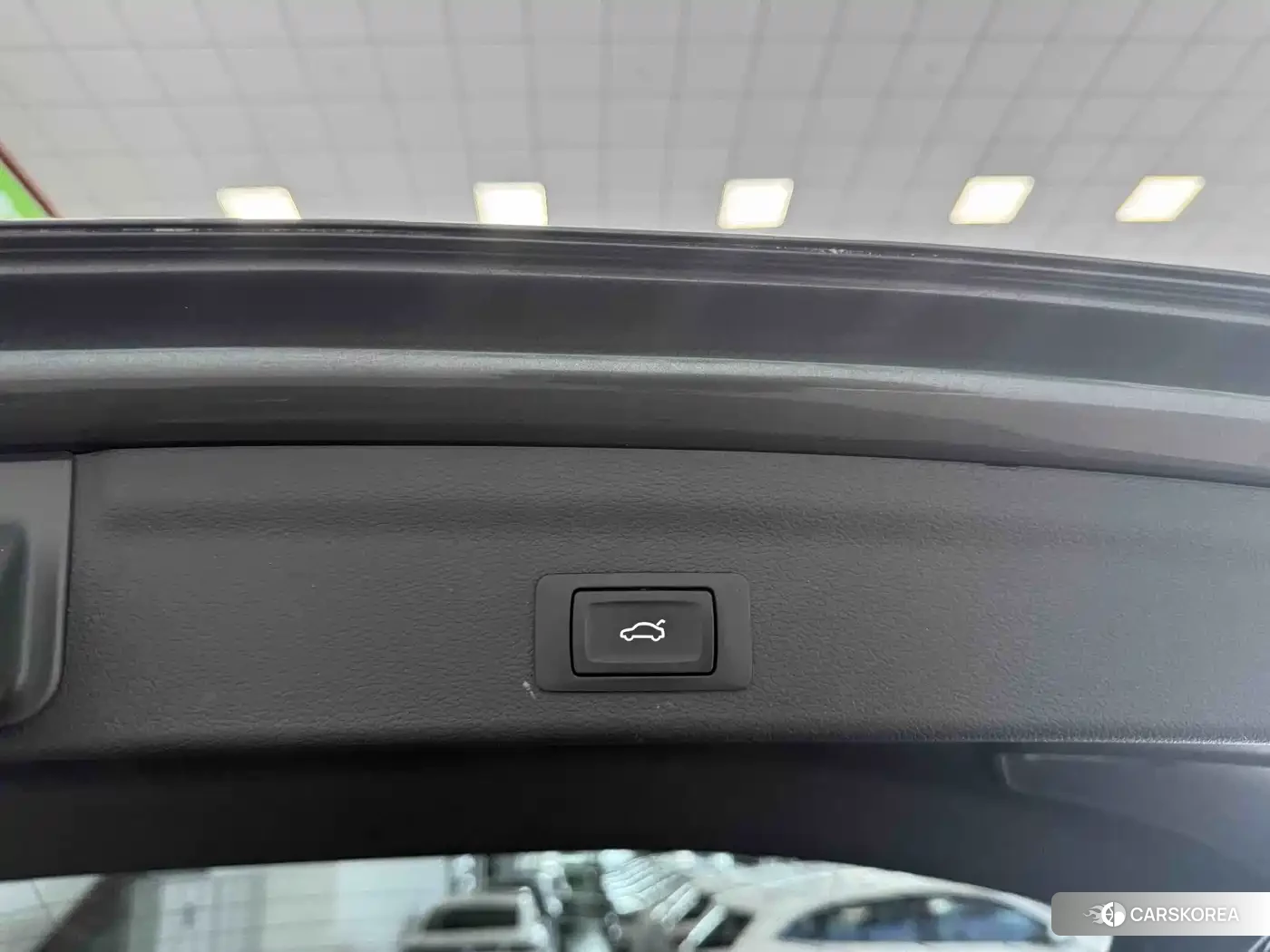 Audi Q3 2023 Silver/gray из Китая, фото 3
