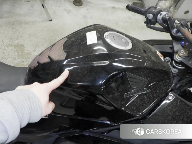 Проданный Honda CBR400R id 4000024 из Японии, фото 4