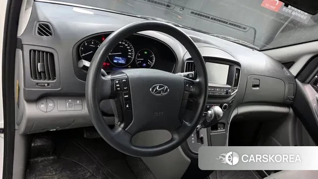 Hyundai The New Grand Starex 2019 Белый из Кореи, фото 3