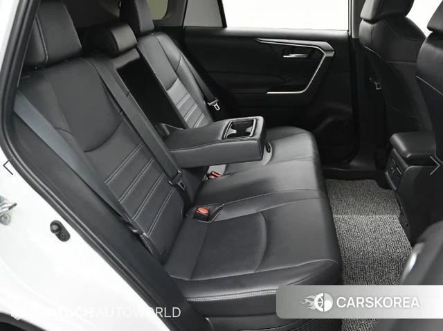 Toyota RAV4 5th Generation 2024 Белый из Кореи, фото 3