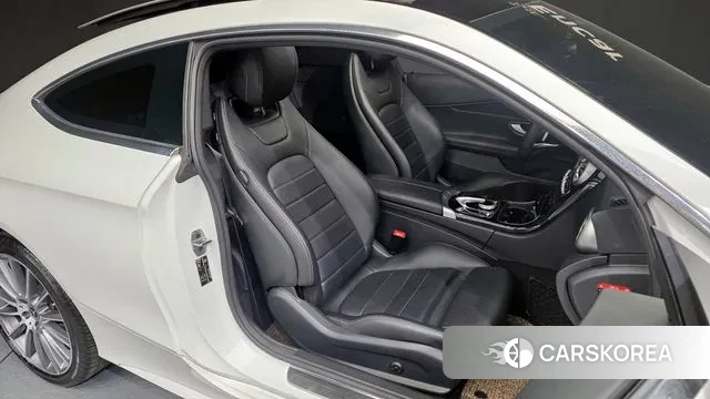 Mercedes-Benz C-Class W205 2019 Белый из Кореи, фото 3