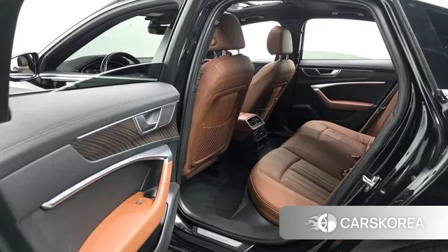 Audi A6 (C8) 2019 Черный из Кореи, фото 3