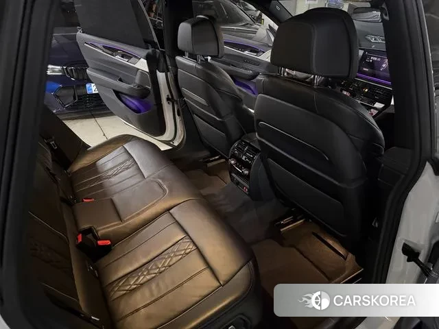 BMW 6 Series GT (G32) 2022 Белый из Кореи, фото 3