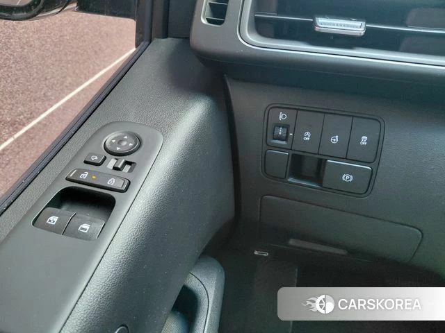 Hyundai Staria 2025 Черный из Кореи, фото 3