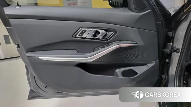 BMW 3 Series (G20) 2019 Серый из Кореи, фото 3