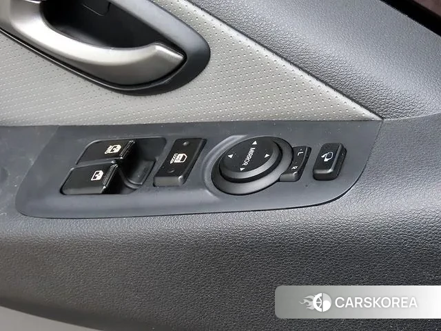 Hyundai The New Grand Starex 2020 Белый из Кореи, фото 3