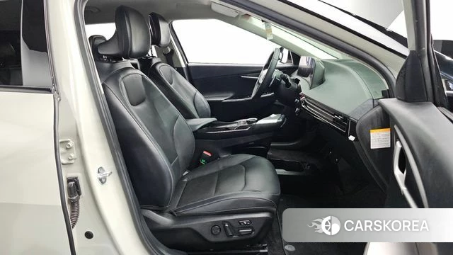 Kia EV6 2021 Жемчужный цвет из Кореи, фото 3