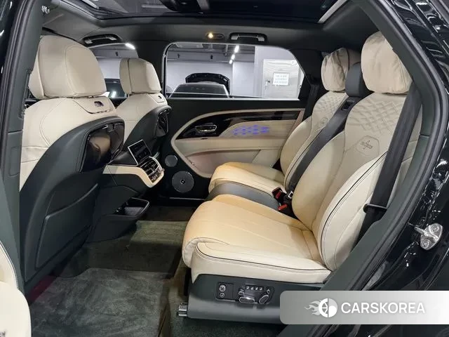 Bentley Bentayga 2024 Темно-зеленый из Кореи, фото 3