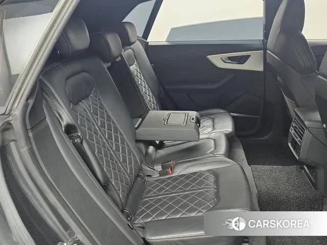 Audi Q8 (4M) 2021 Серый из Кореи, фото 3