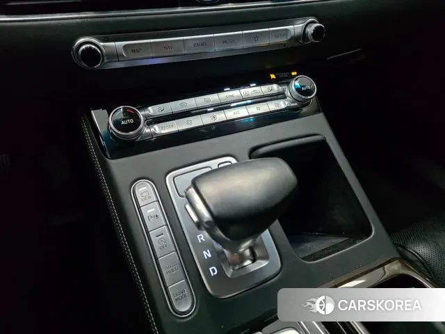 Genesis G90 2019 Черный из Кореи, фото 3