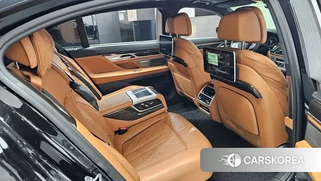 BMW 7 Series (G11) 2020 Черный из Кореи, фото 3