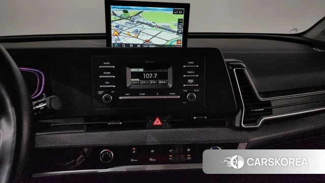 Kia Sportage 5th Generation 2022 Белый из Кореи, фото 3