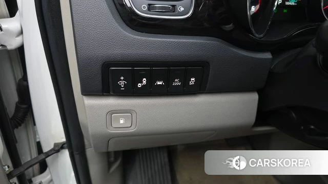 Kia The New Carnival 2018 Белый из Кореи, фото 3