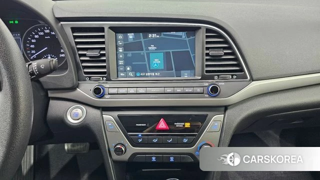 Hyundai Avante AD 2018 Белый из Кореи, фото 3