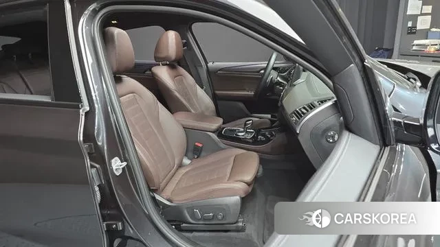 BMW X4 (G02) 2025 Серый из Кореи, фото 3