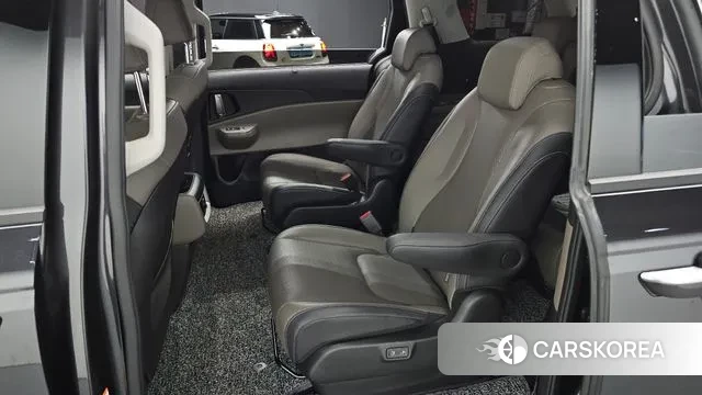 Kia The New Carnival 4th Generation 2024 Серый из Кореи, фото 3