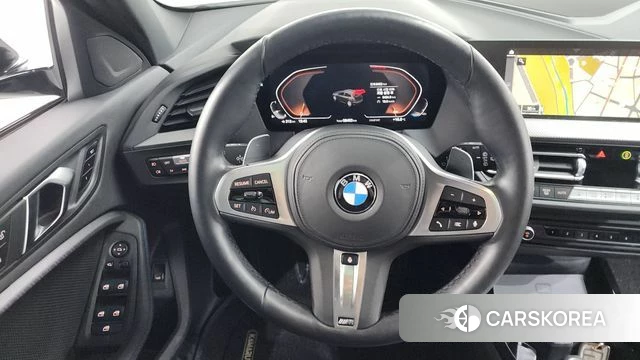 BMW 1 Series (F40) 2023 Белый из Кореи, фото 3