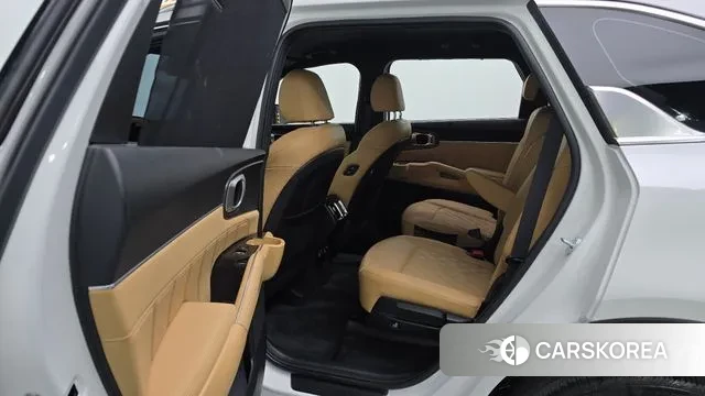 Kia Sorento 4th Generation 2023 Белый из Кореи, фото 3