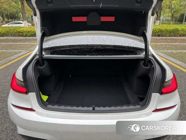 BMW 3 series 2021 Белый из Китая, фото 3
