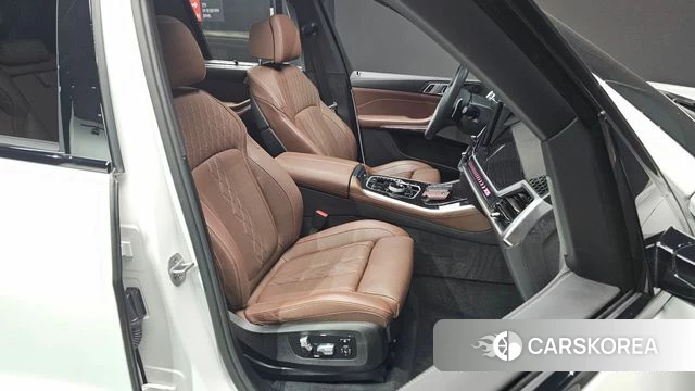 BMW X5 (G05) 2025 Белый из Кореи, фото 3