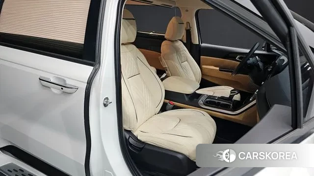Kia Carnival 4th generation 2023 Белый из Кореи, фото 3