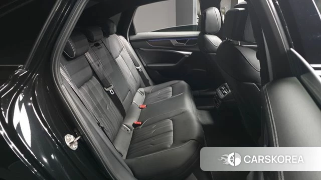 Audi A6 (C8) 2024 Черный из Кореи, фото 3