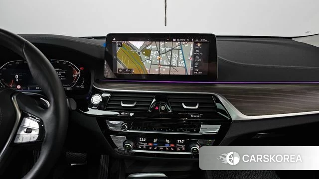 BMW 6 Series GT (G32) 2023 Черный из Кореи, фото 3