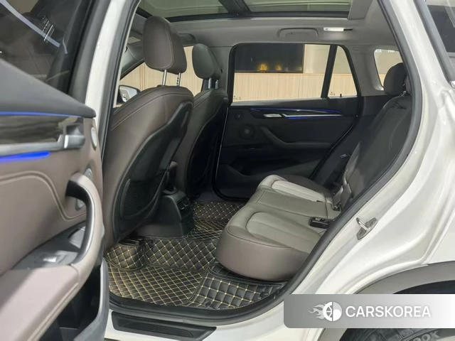 BMW X1 2023 Белый из Китая, фото 3