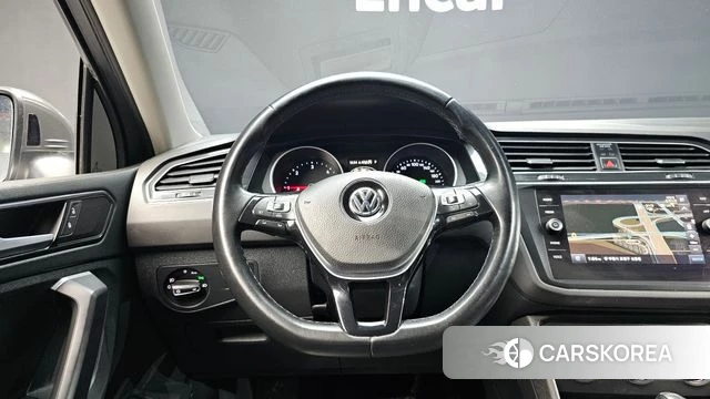 Volkswagen Tiguan second Generation 2018 Серый из Кореи, фото 3