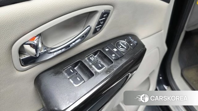 Kia The New Carnival 2019 Черный из Кореи, фото 3