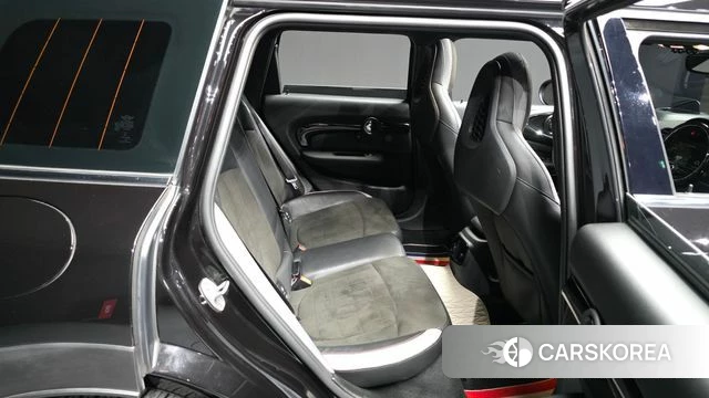 Mini Cooper S Clubman 2021 Черный из Кореи, фото 3