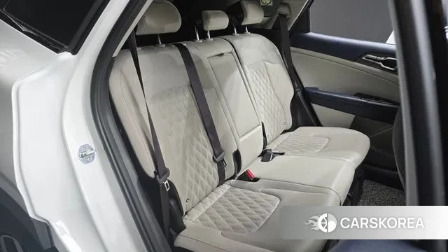Kia Sportage 5th Generation 2021 Белый из Кореи, фото 3