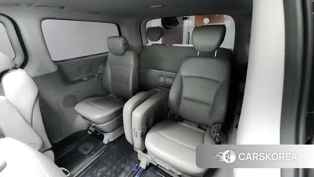 Hyundai The New Grand Starex 2018 Черный из Кореи, фото 3