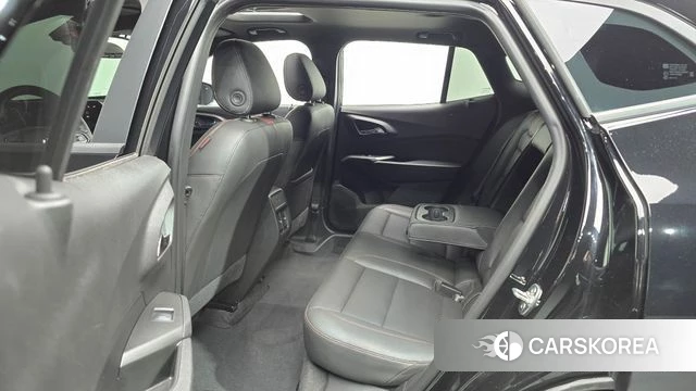 Chevrolet (GM Daewoo) Trax Crossover 2023 Черный из Кореи, фото 3