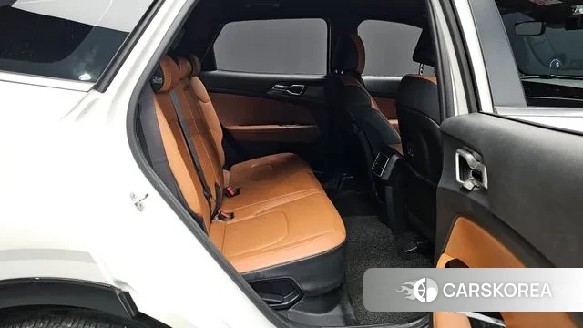 Kia Sportage 5th Generation Hybrid 2022 Белый из Кореи, фото 3