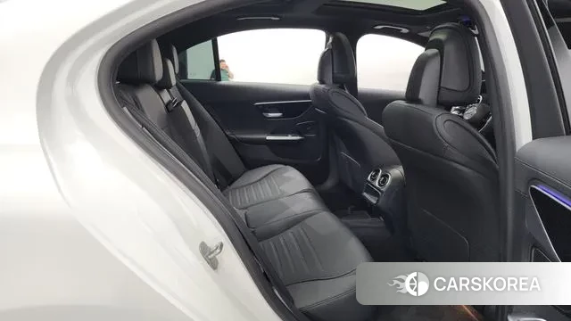 Mercedes-Benz C-Class W206 2024 Белый из Кореи, фото 3