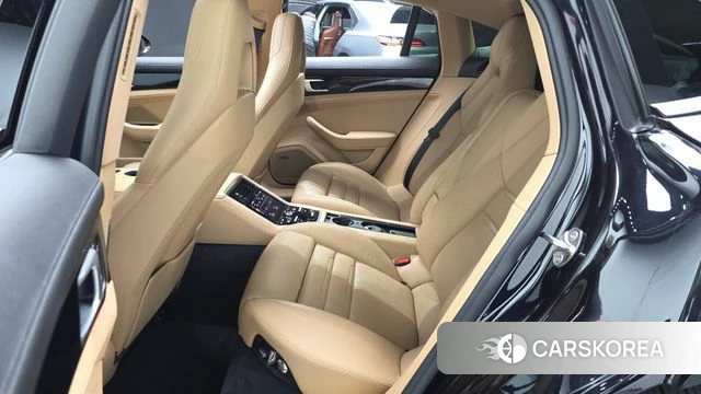 Porsche Panamera (971) 2018 Черный из Кореи, фото 3