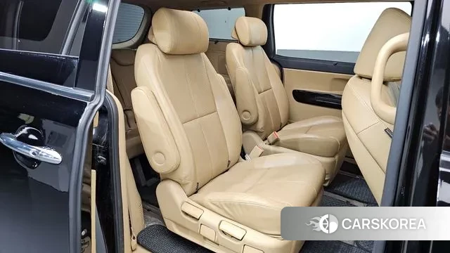 Kia The New Carnival 2018 Черный из Кореи, фото 3