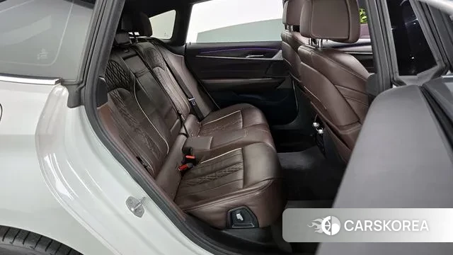 BMW 6 Series GT (G32) 2019 Белый из Кореи, фото 3