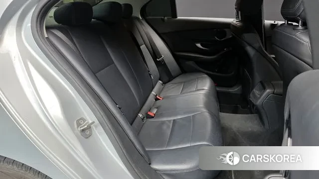 Mercedes-Benz C-Class W205 2018 Серый из Кореи, фото 3