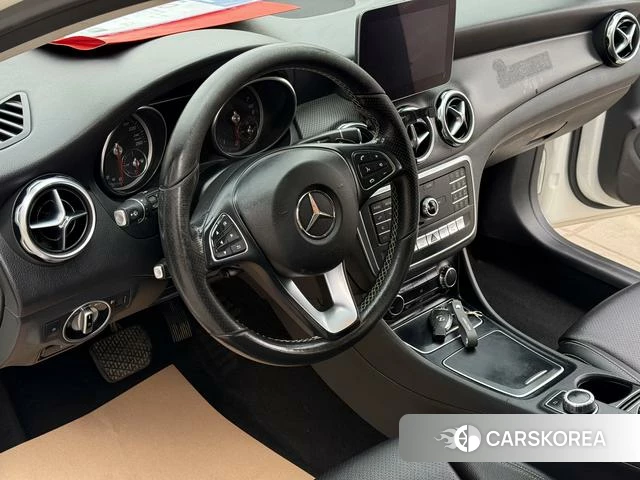 Mercedes-Benz GLA 2018 Белый из Китая, фото 3
