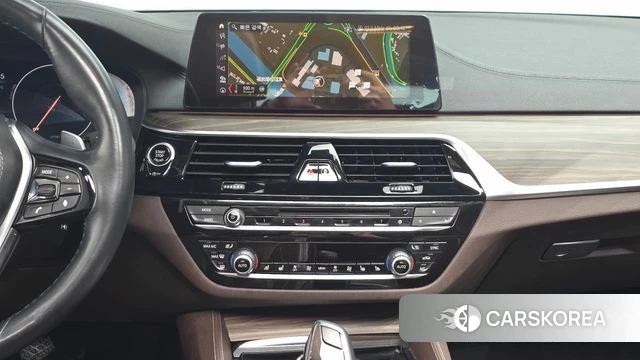 BMW 5 Series (G30) 2019 Серый из Кореи, фото 3